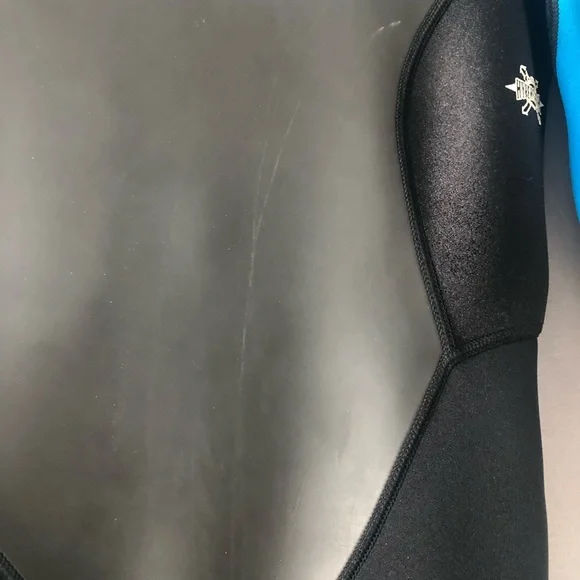 BODYGLOVE Women's wet suit. HYPERSTRETCH WAY. Temp. 3/2. HOST PICK - Picture 8 of 16